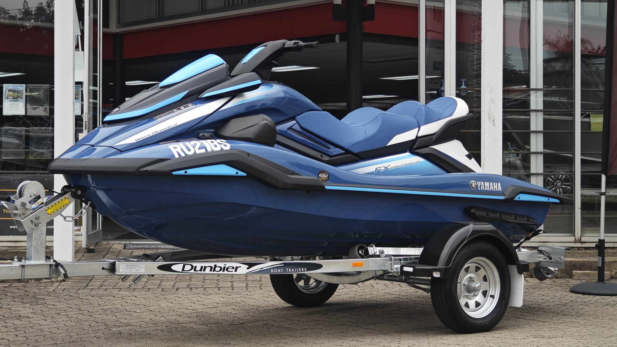 WAVERUNNER FX CRUISER HO